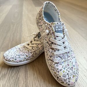 Skechers Bobs Shoes Women 7.5 Dog Lovers Canvas White Lace Up Sneakers